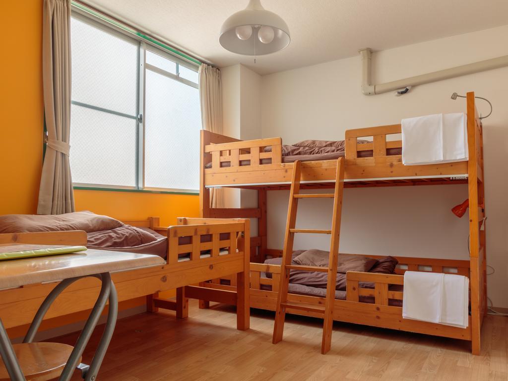 J-Hoppers Osaka Guesthouse Exterior photo