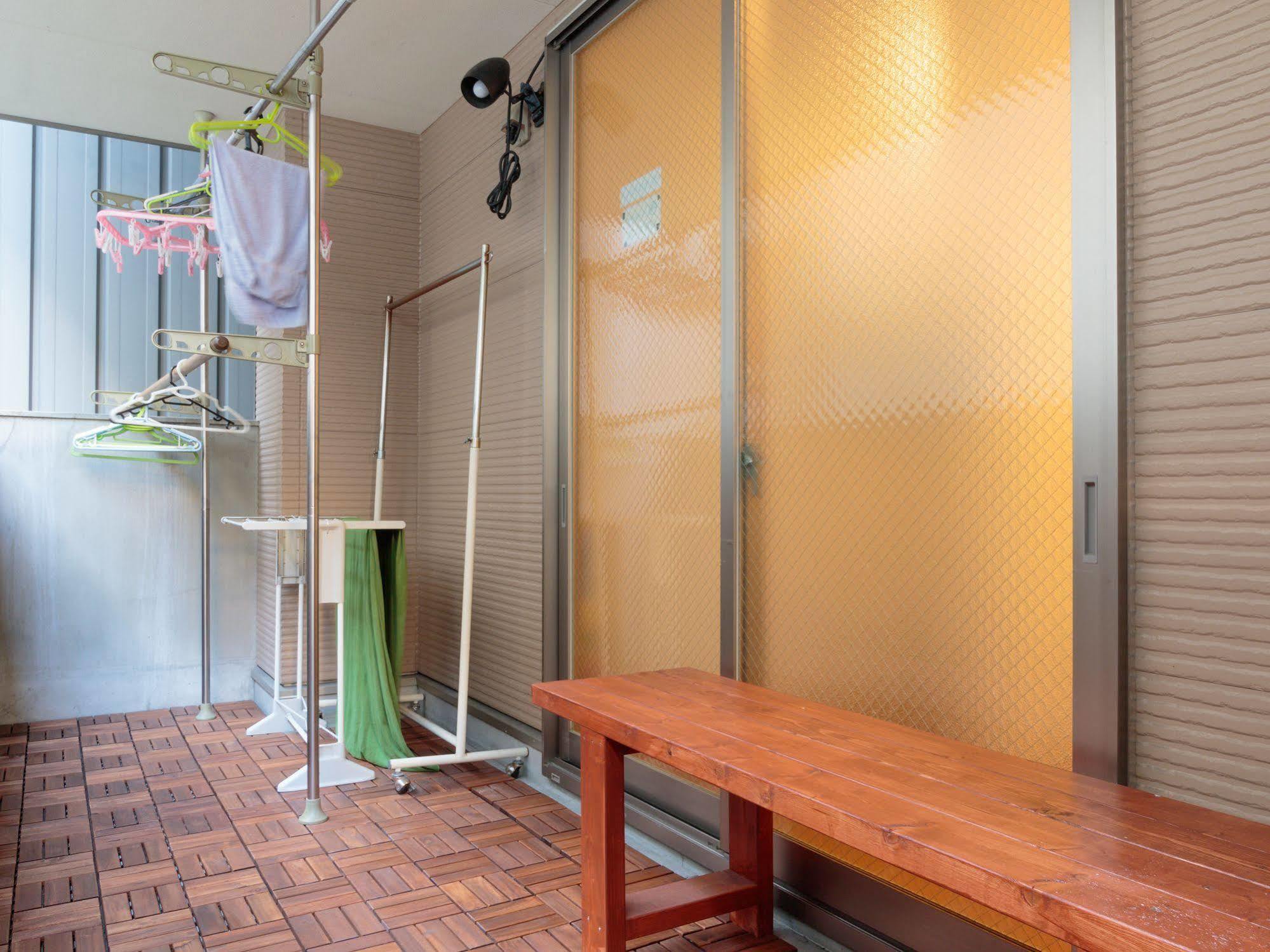 J-Hoppers Osaka Guesthouse Exterior photo